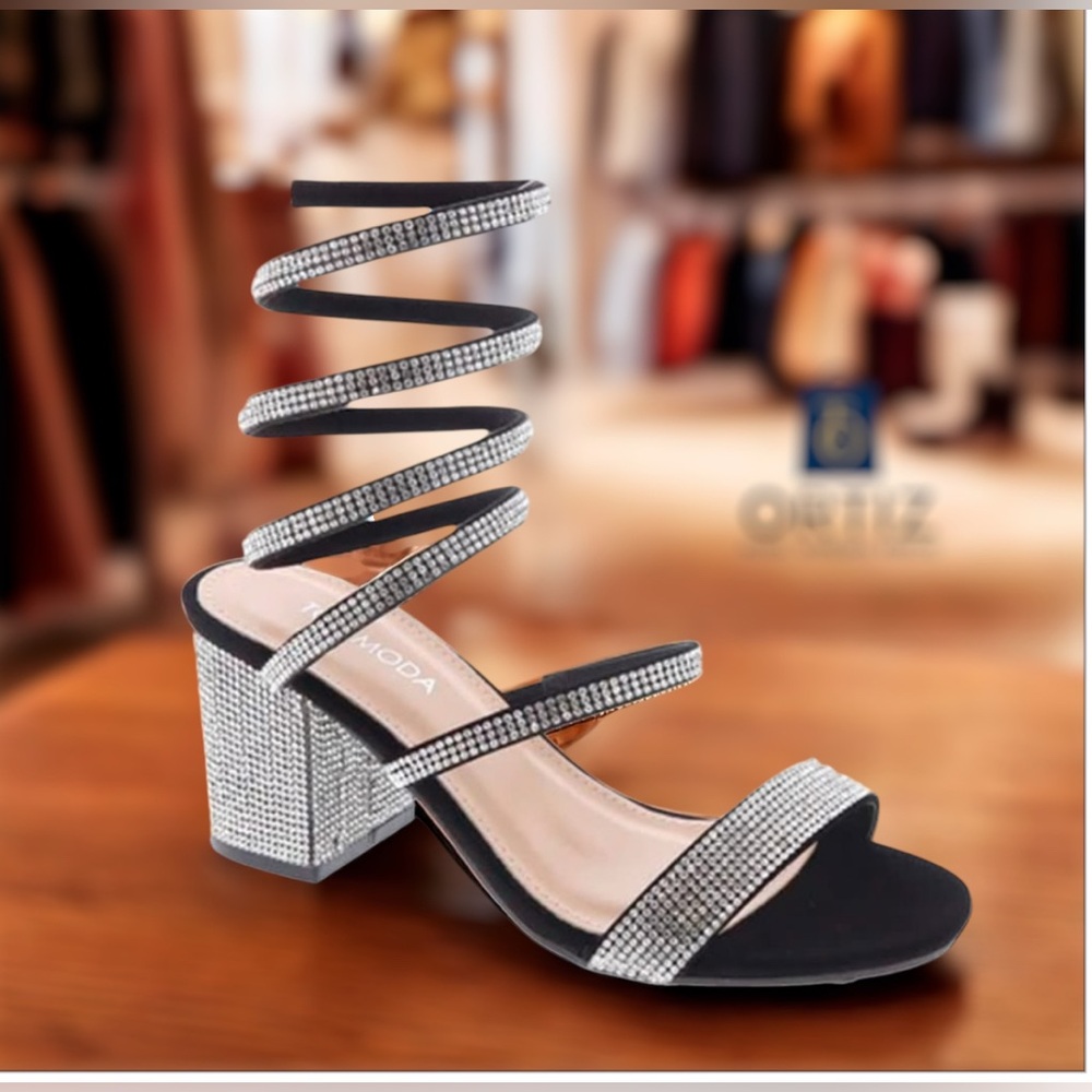 Diamond 5 Women's Swirl Strap Rhinestone Block Dress Heels
